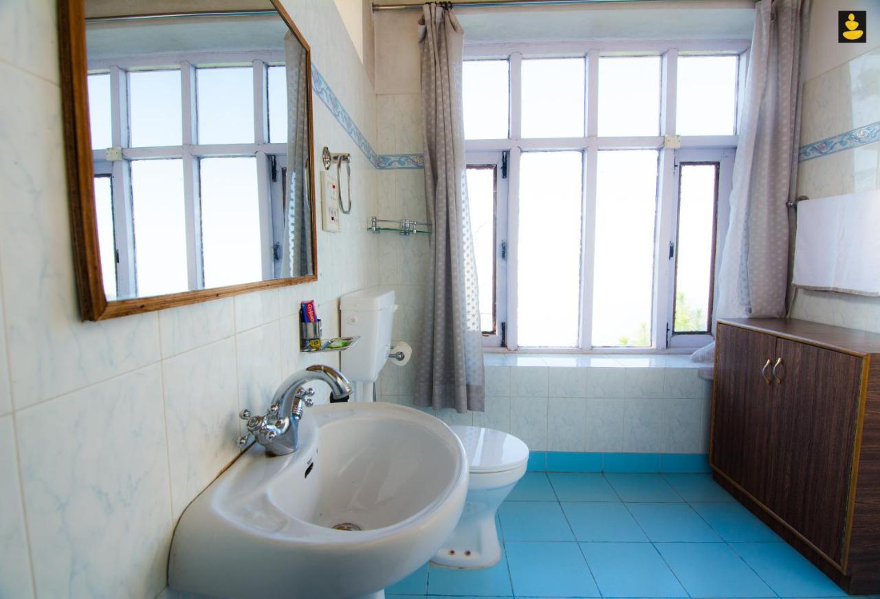 Livingstone 2Bhk Cozy Homestay In Kasauli Hills Exterior photo