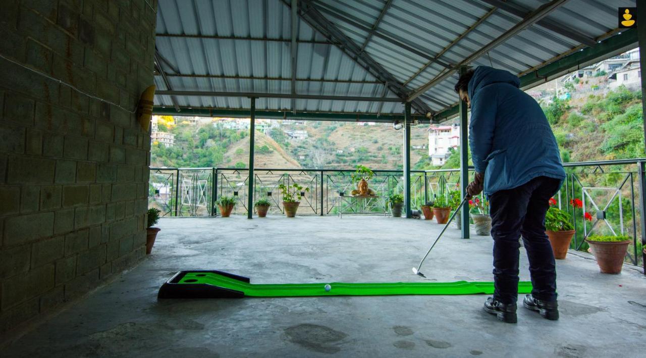 Livingstone 2Bhk Cozy Homestay In Kasauli Hills Exterior photo